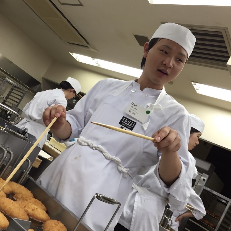 辻製菓専門学校